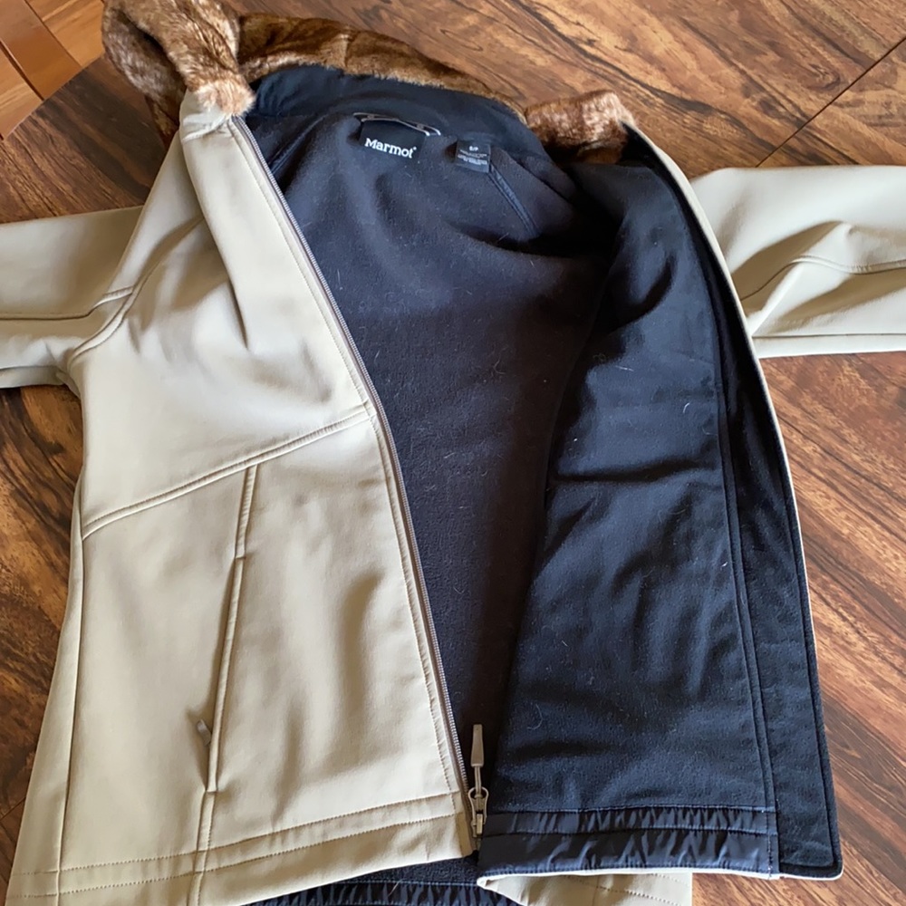 Marmot Soft Shell Jacket With Hood - Picture 7 of 7